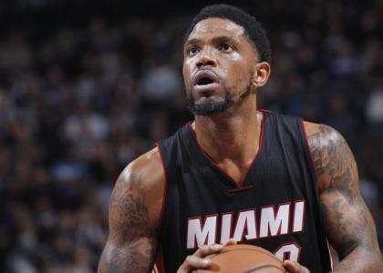 华体会hth体育- 波鸿老将宣布赛季末退役，功勋告别战门票售罄  